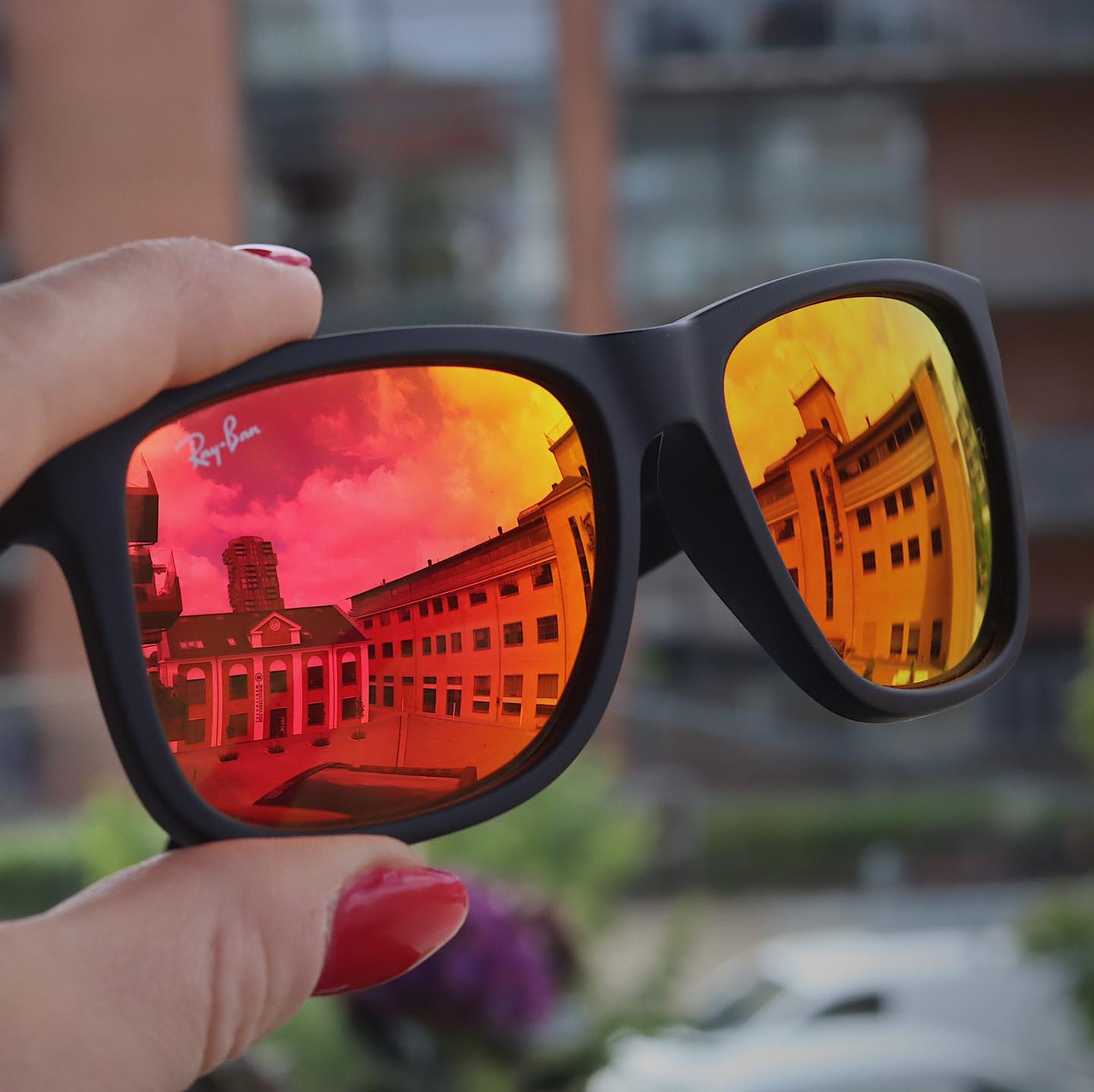 Solbriller Køb solbriller med styrke online hos os – Farstad Optik